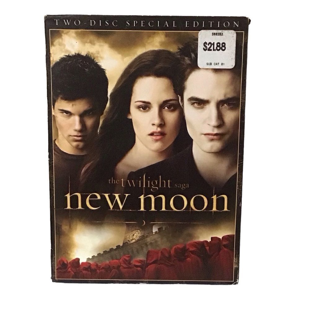The Twilight Saga New Moon DVD‎ - 5/$20